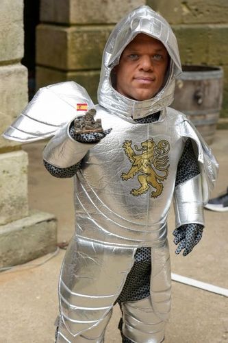 Passe-Muraille en tenue de Chevalier