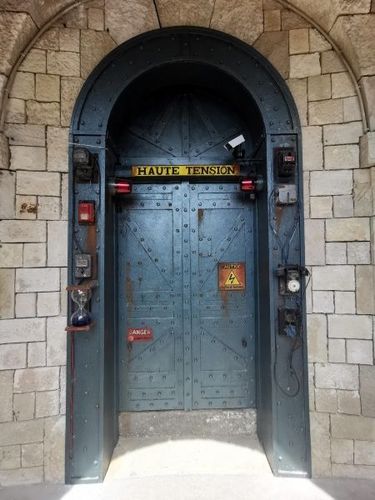 Porte de la Haute Tension