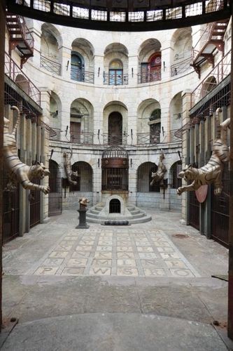 La Salle du Trésor et ses gargouilles
