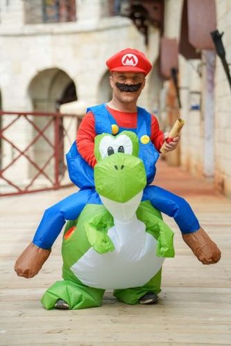 Passe-Muraille sur un Dinosaure
