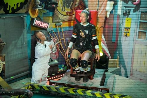 Elodie Gossuin dans le Débarras