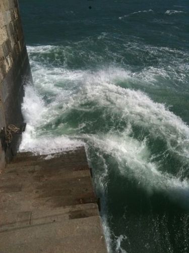 Mer déchainée cet après-midi. #FortBoyard