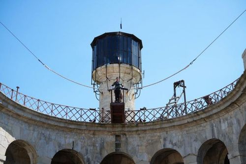 Elsa Fayer dans le Saut Intérieur