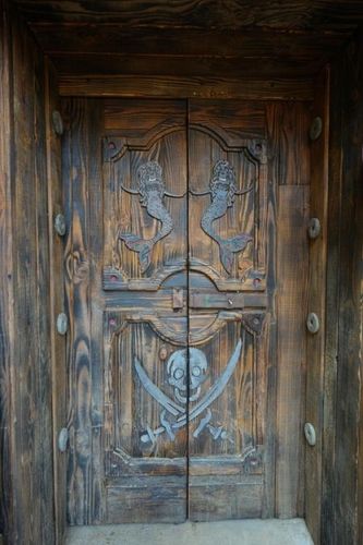 La Porte des Planches de Pirates