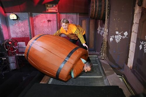 Elie Semoun et Damien Pauwels dans le Chateau Boyard