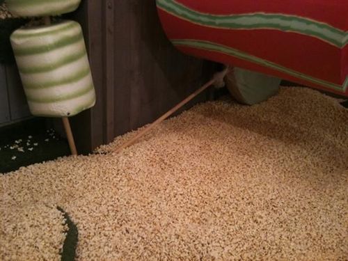 Exclu. Cylindre version 2011. Le sol est en pop corn!!! :-) #FortBoyard
