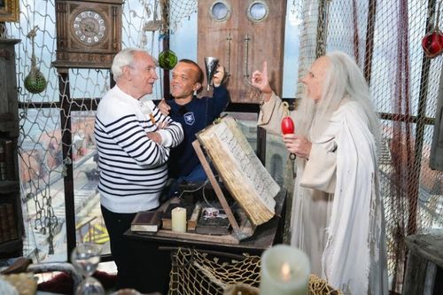 Patrice Laffont face au Père Fouras en vigie