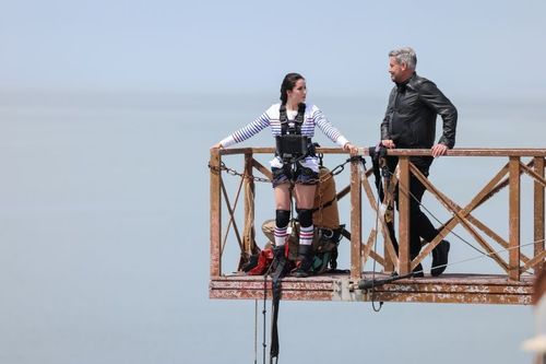 Olivier Minne encourage Catherine Davydzenka avant le Saut de l'Ange