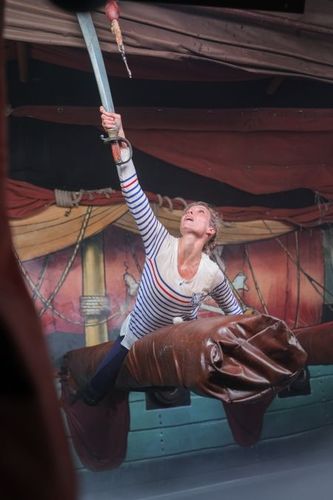 Sylvie Tellier dans les Planches de Pirates