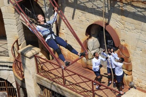 Dounia Coesens dans la Cloche