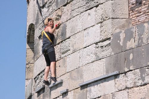 Marlène Mourreau dans l\'épreuve du Précipice extérieur