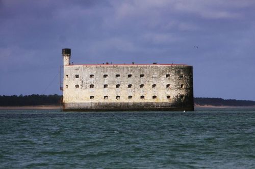 Fort Boyard vu de l\'île d\'Aix