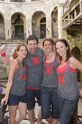Elodie Varlet, Franck Semonin, Anne Decis & Dounia Coesens