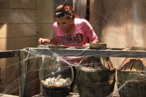 Eva Longoria dans l\'épreuve des Jarres