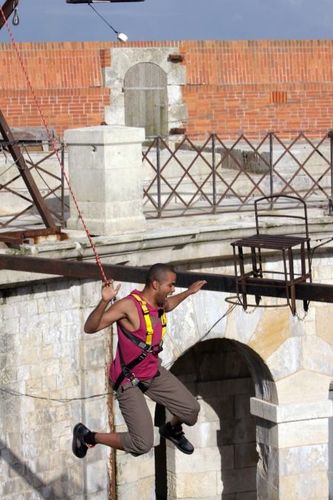Tony Parker dans l\'aventure de la Chaise instable
