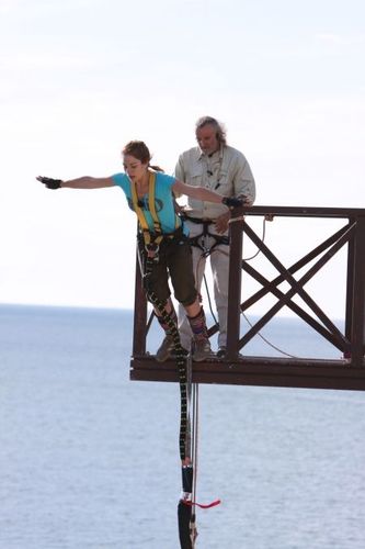 Emilie Dequenne dans l\'aventure du Saut de l\'ange