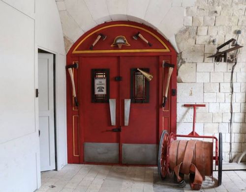 La porte de la Caserne, ex Tapis roulant