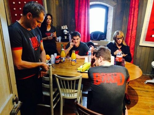 Et pendant ce temps la TEAM #6 se prépare... @BrunoGUILLONOff @nathsimofficiel #FortBoyard25ANS