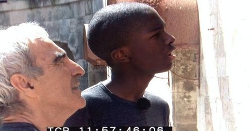 Raymond Domenech et Stéphane Bak en plein tournage