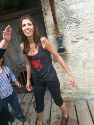 @ARosenfeldOffic tu restes très belle Alex malgré les épreuves endurées. #FortBoyard