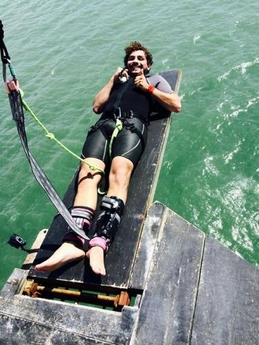@MaximeMusqua est un héros. Il ne le sait pas encore! #FortBoyard