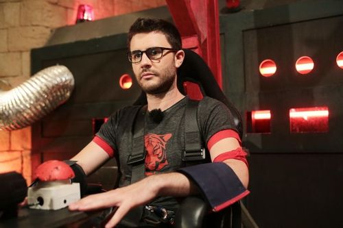 Cyprien dans la salle Gagarine
