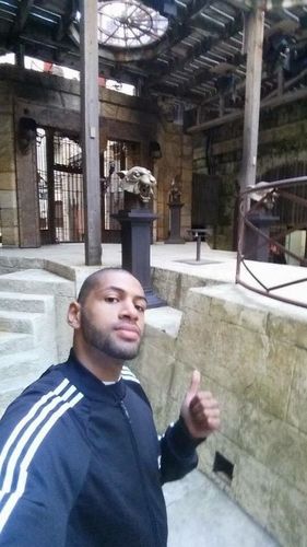 Nicolas Batum devant le proscénium