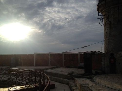 Voilà,le ciel vu de la terrasse du Fort!!!