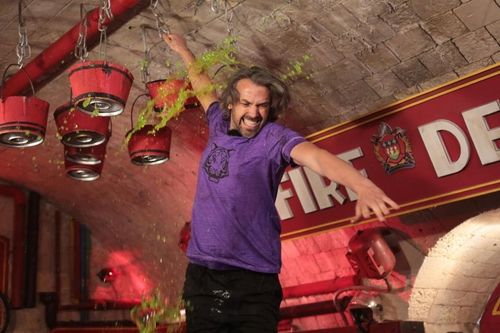 Aymeric Caron dans l'épreuve de la Caserne