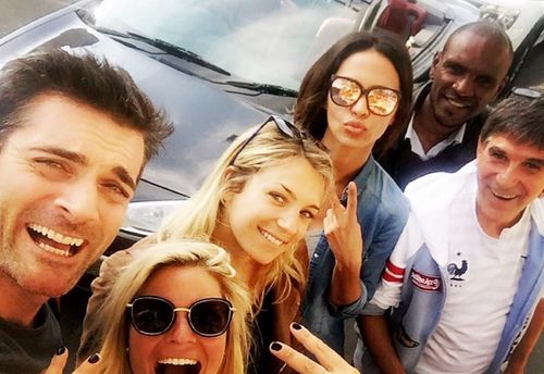 #Team #FortBoyard @SophieTapie @ClemSarlat @LeilaBenKhalifa @TEXcomic @EAbidalOfficial #CaVaEnvoyerDuLourd !!