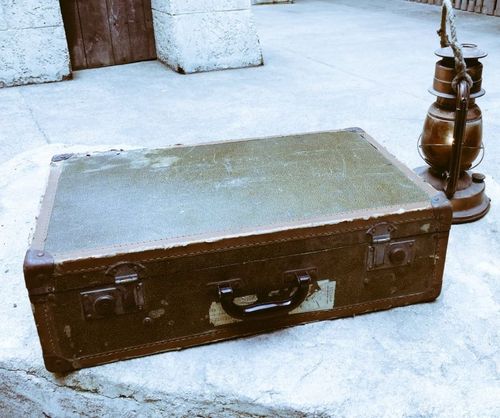 Qu'est ce que le @perefouras a bien pu cacher dans cette valise... La réponse cet été sur @France2tv #FortBoyard