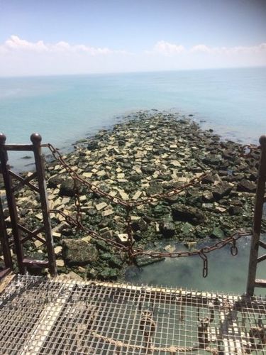 Dernier jour de tournage #FortBoyard. Vigie dispo @airbnb, je vous recommande la vue. #Narcisse #FrancisLalanne