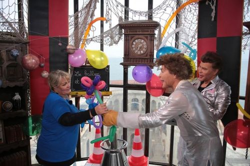 Valérie Damidot face aux frères Bogdanov dans la Boyard Academy