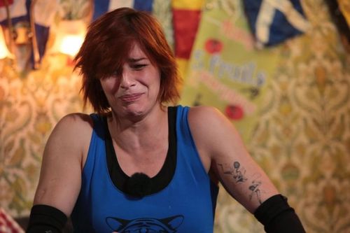 Fauve Hautot au Restaurant