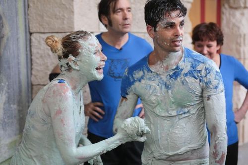 Julie Taton et Christophe Licata à leur sortie de la Lutte