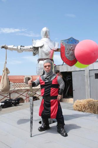Passe-Muraille en tenue de chevalier