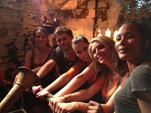 Comme promis photo de nuit du 1er tournage du Fort. Vous n\'en saurez pas plus de moi :-)