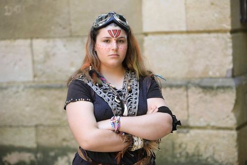 Romane, enfant de la cage