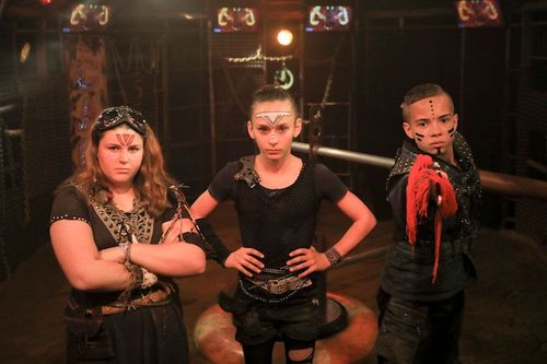 Romane, Silane et Casey, enfants de la Cage