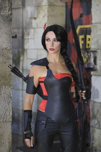 Rouge, guerrière de la Cage