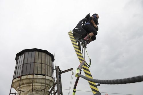 Patrick Cohen va être catapulté !