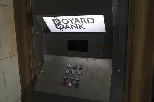 Le distributeur à billets de la Banque