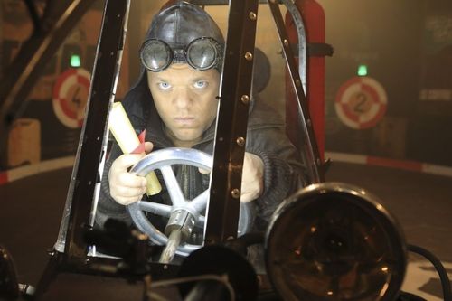 Passe Muraille dans sa voiture de Car Wars