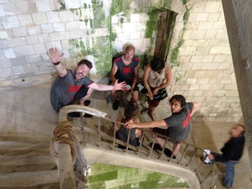 Et petite pause dans les escaliers...