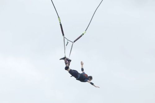 Maxime Gueny dans la catapulte infernale