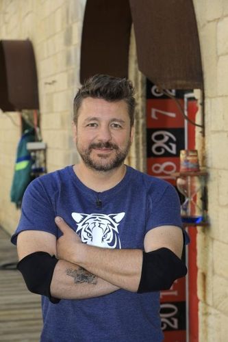 Portrait de Bruno Guillon