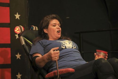 Raquel Garrido sur le fauteuil du casino