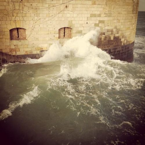 Le Fort éternel. Tempête.