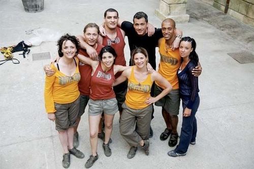 Stéphanie Bataille, Pierre-Arnaud Juin, Rachida Khalil, Akim Tafer, Vanessa Gusmeroli et Stéphane Diagana sur le Fort en 2006