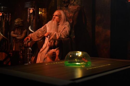 Le Père Fouras face au duel de l'Aquarium